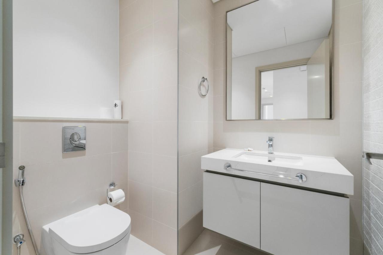 Full Sea View & Dubai Skyline - 4BR LUX Beachfront - 3