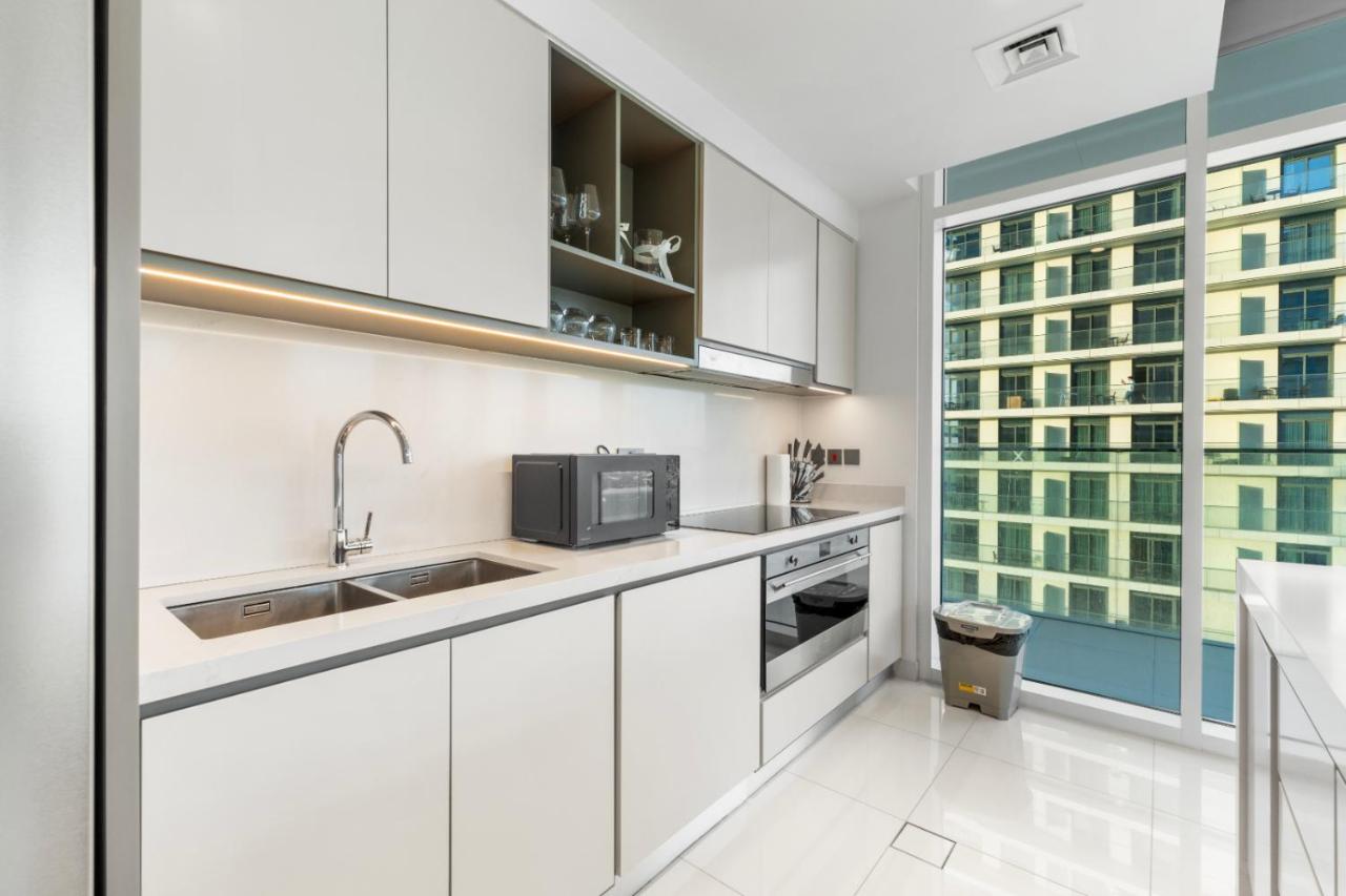 Full Sea View & Dubai Skyline - 4BR LUX Beachfront - 4