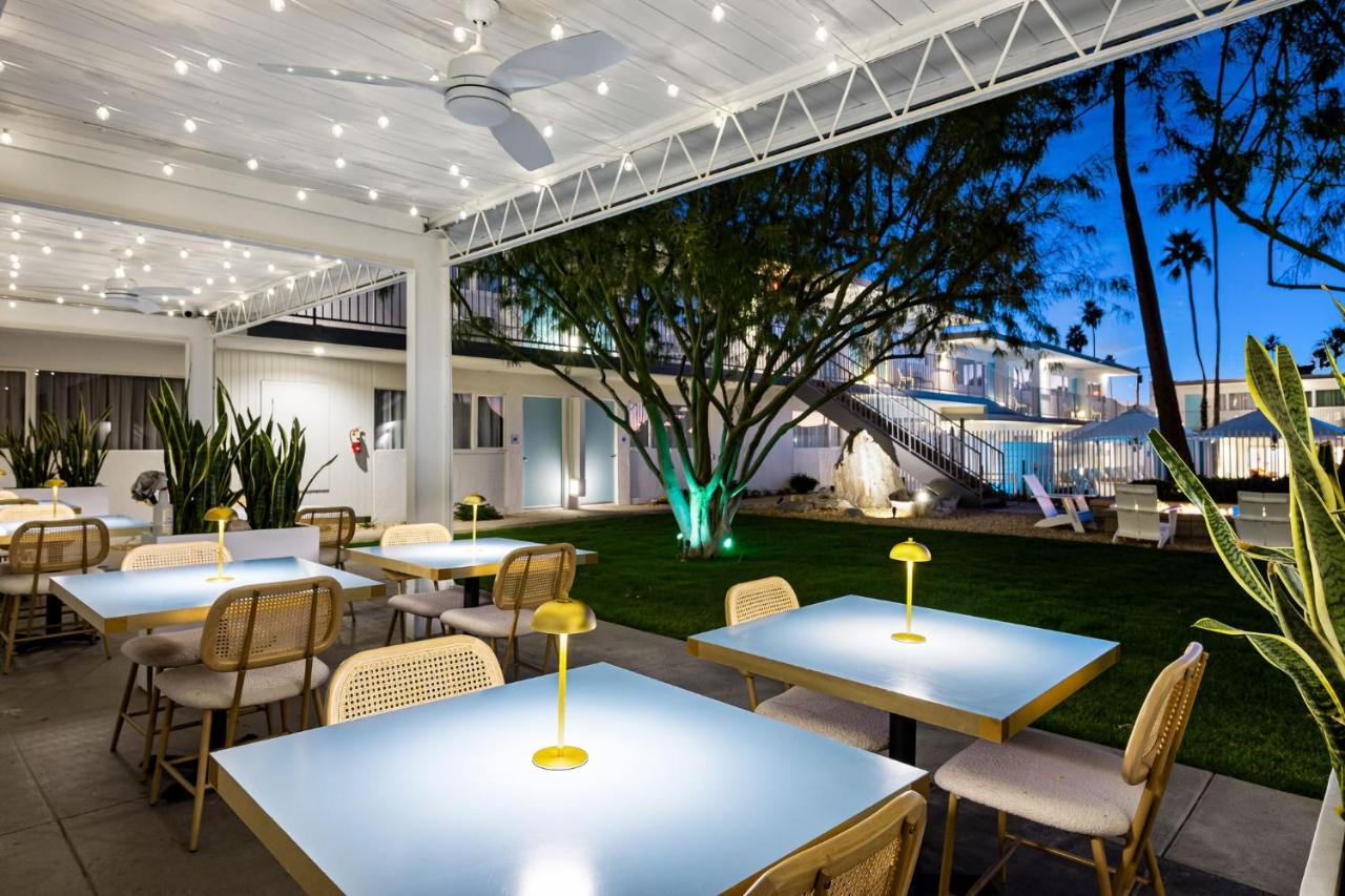 The Skylark, a Palm Springs Hotel — photo 4