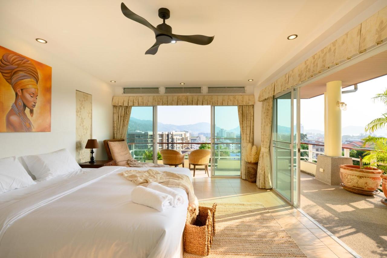 Over the Moon villa - 2