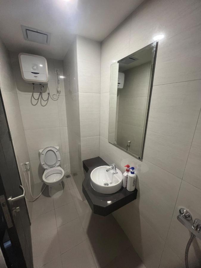 Citra plaza nagoya apartment - 2