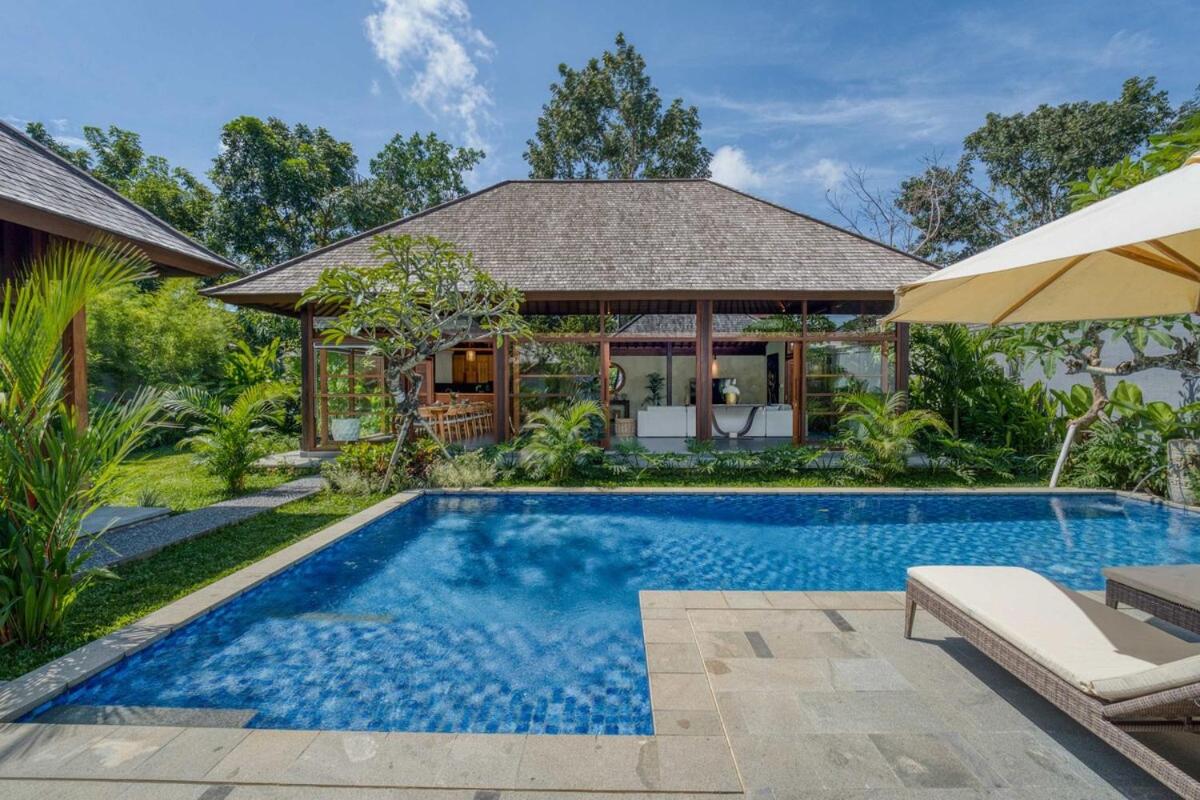 Lumira Villa 4BR Tropical Retreat in Uluwatu - 4
