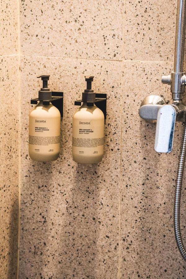 Renjana Villa-2BR Modern Tropical Villa in Seminyak with Private Pool & Rice Field View - 3