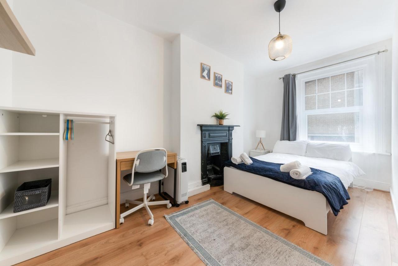 Stay on Brick Lane - 2