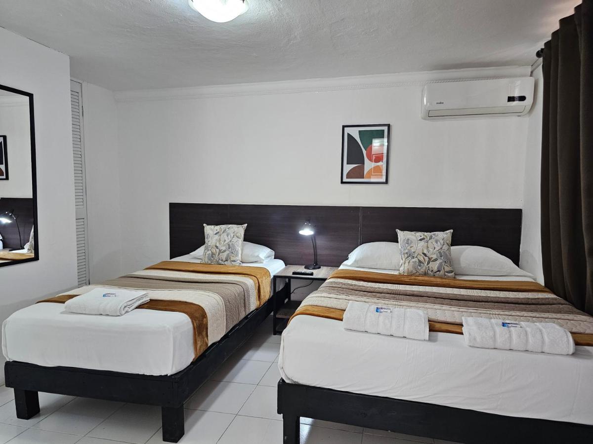 Book & Sleep Cancun - 2