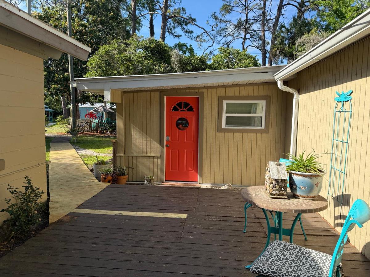 Nature Coast Inn & Cottages — photo 6