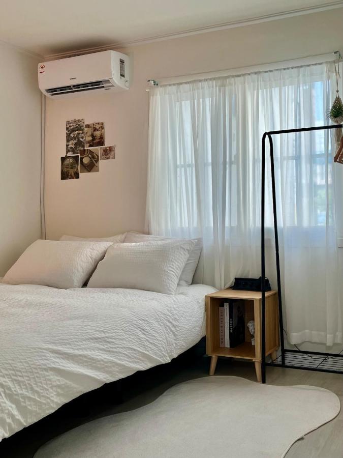 SweetHome, 2 rooms & beds by Kunkook Station line2,7 - 5
