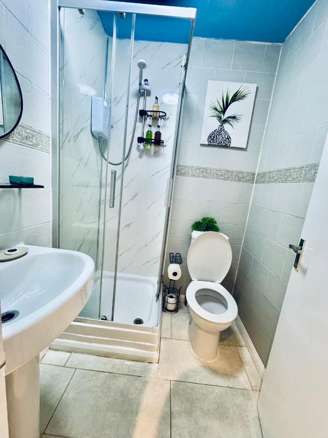 Private studio flat in centre - 3