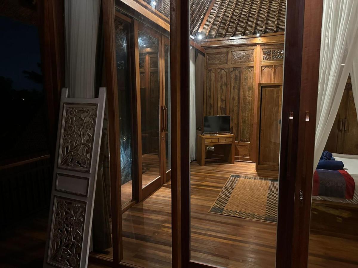 Baruna Sari Villa - 3