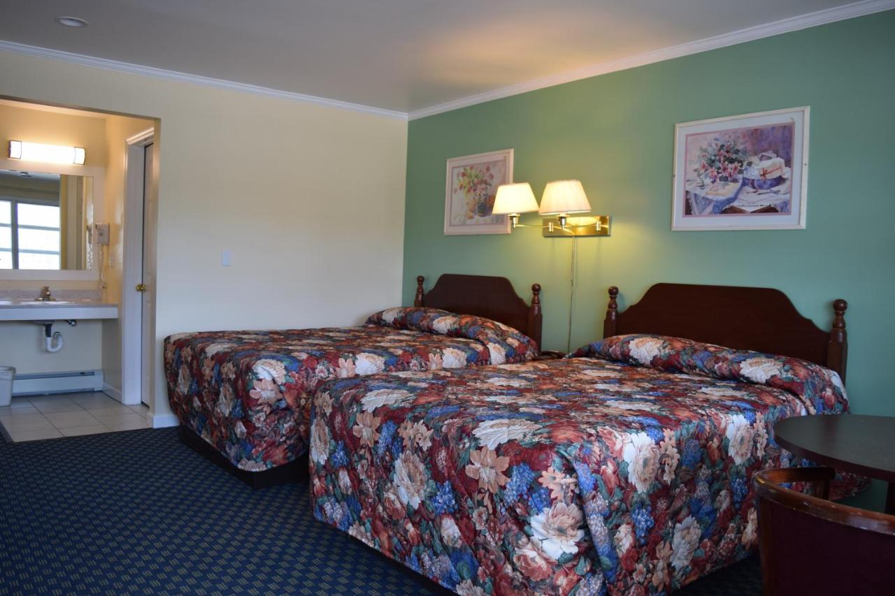 Top Hill Motel — photo 11