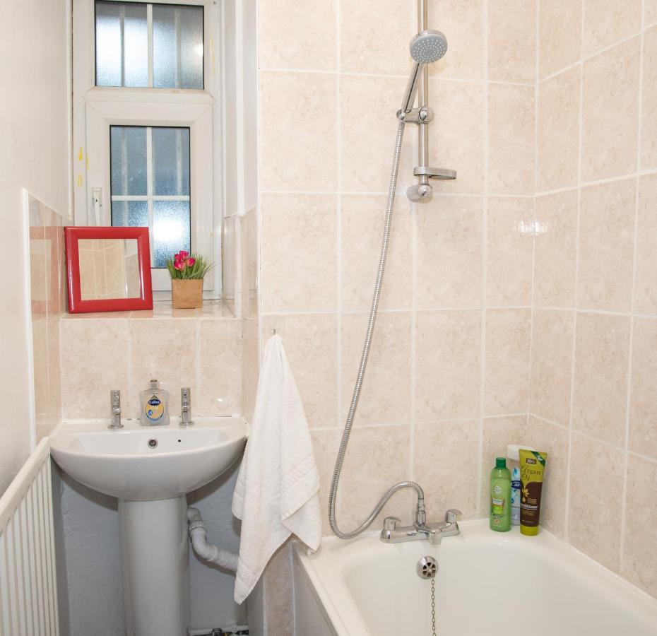 Stay by the West End - Central Apartment - 2