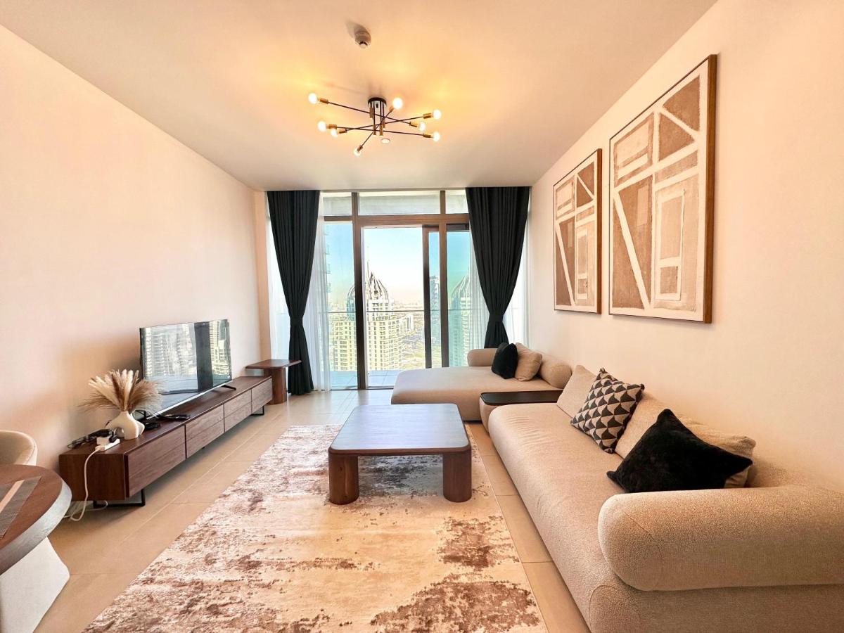 Modern 2BR Skyline & Marina View - 5