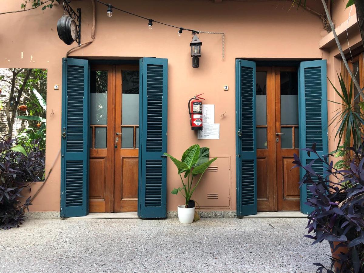 Lina's Tango Guesthouse - 4