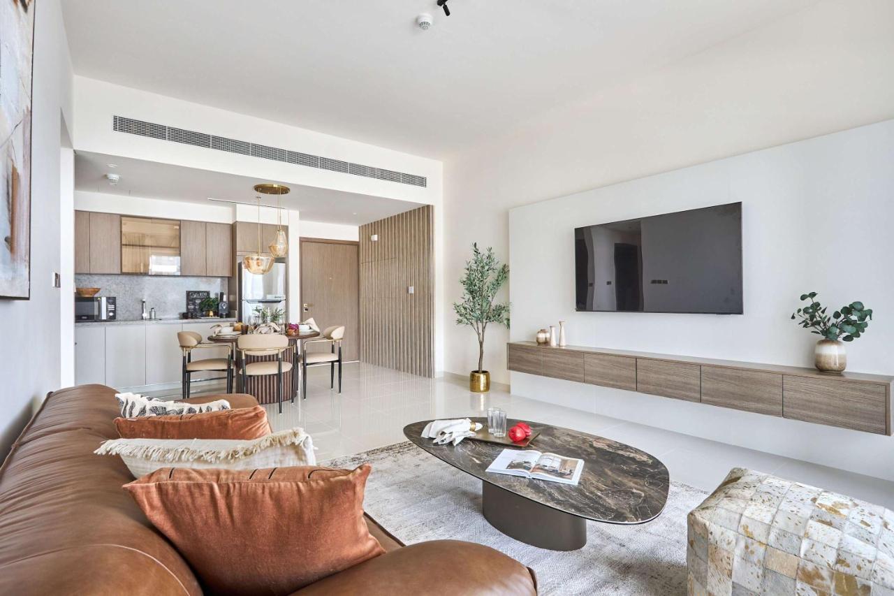 Frank Porter - Grand Bleu Tower 2 - 2