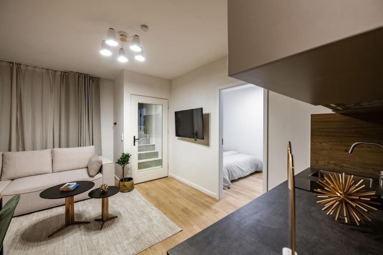Spacious Apartments In Mitte- Feel The Citycenter - 5