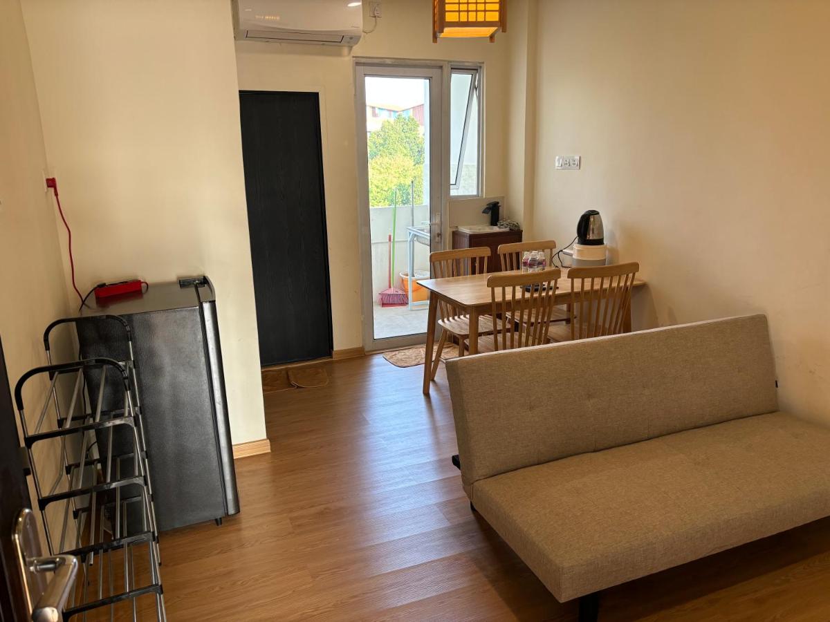 2 Bedroom 4 Pax Apartment Floor 8 Pelita Sky Garden - 5