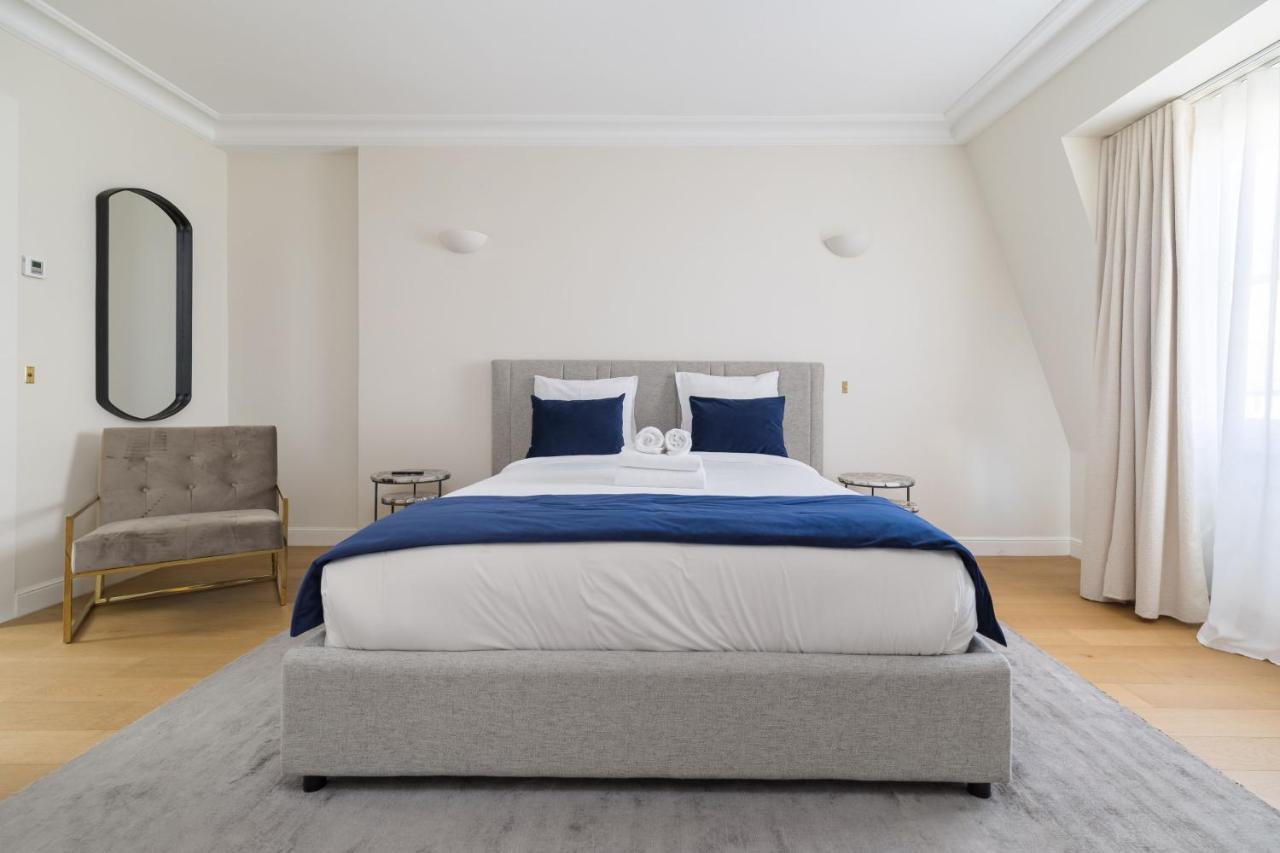 Luxury apartments - Avenue Montaigne - 5