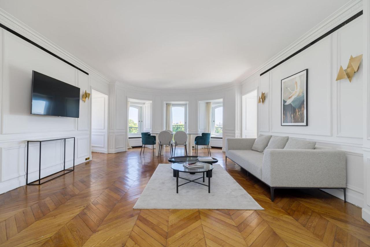 Luxury apartments - Avenue Montaigne