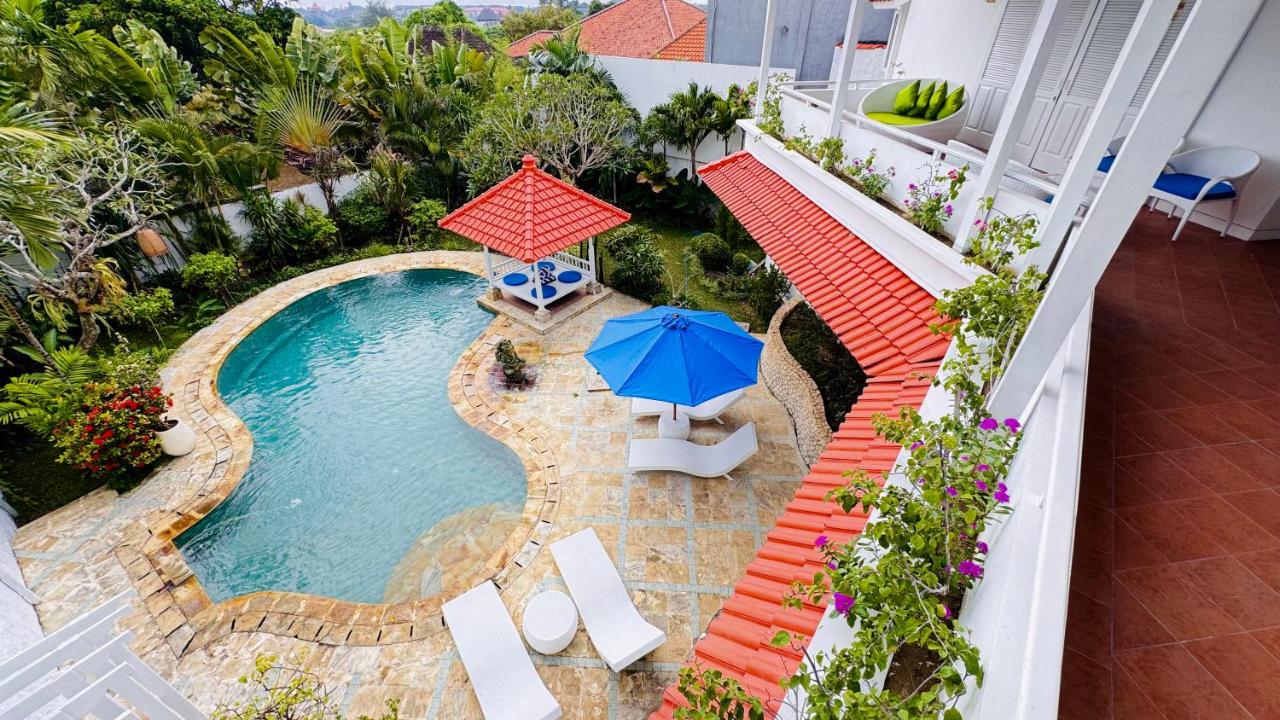 Emerald Luxury & Comfort Villa in Nusa Dua - 4