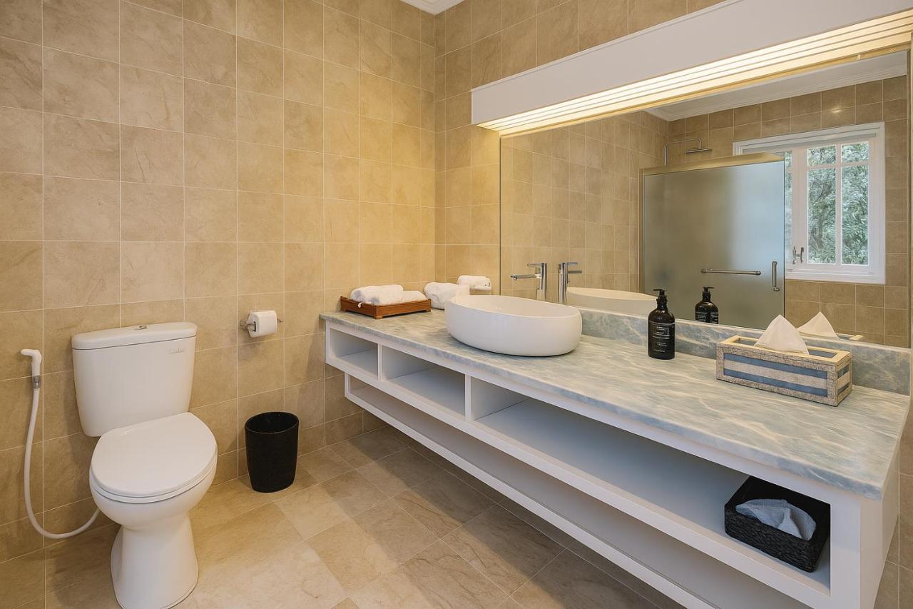 Emerald Luxury & Comfort Villa in Nusa Dua - 3