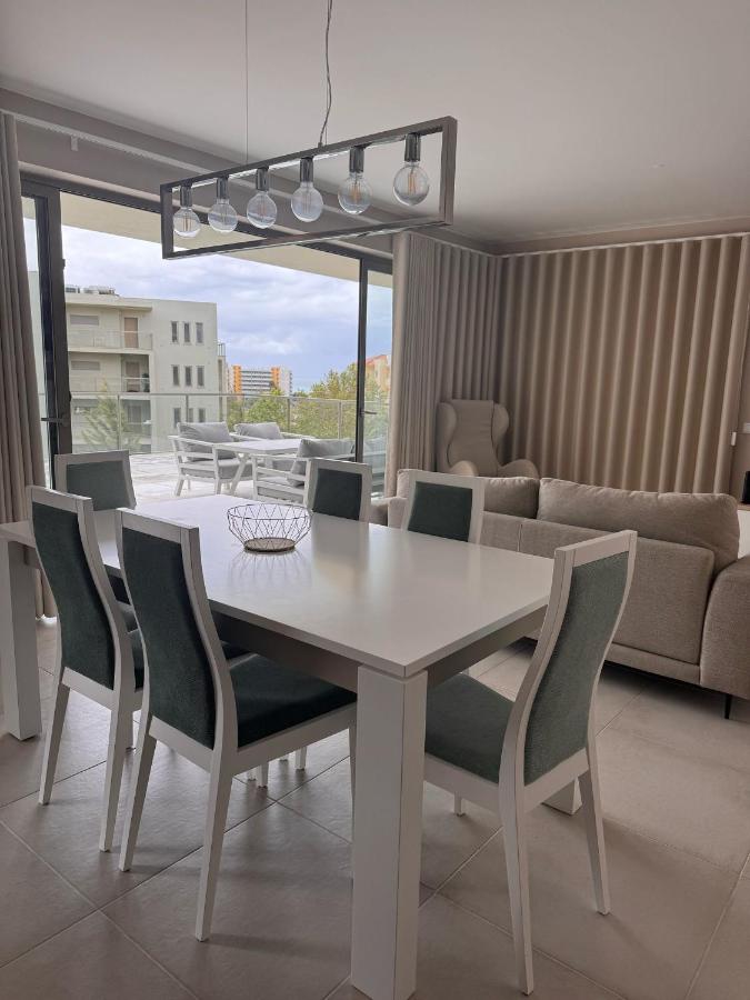 Lightoasis Oasis Mar 6