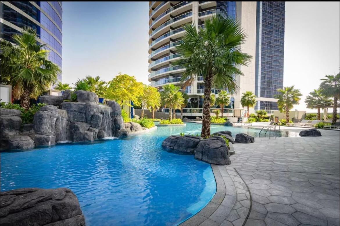 Moderne 1BR apartment overlooking city - 3