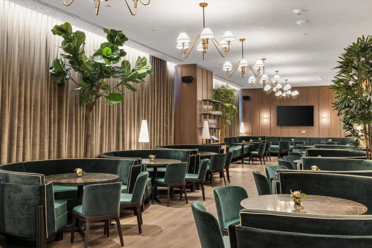 4305 High Floor Apt with City and Marina Views - 4