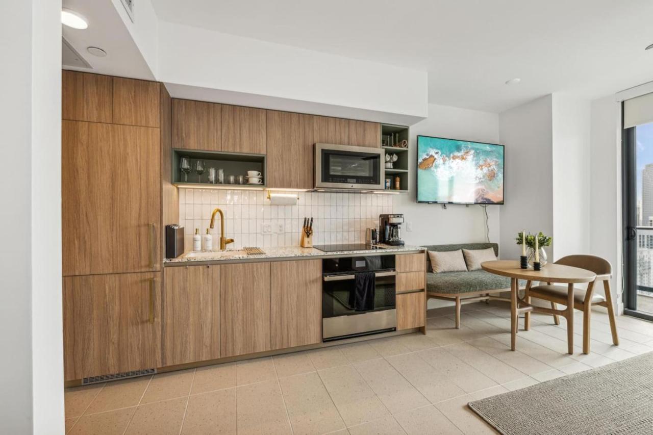 3312 Modern Apt in front of Kaseya Center with Pool and Gym - 2