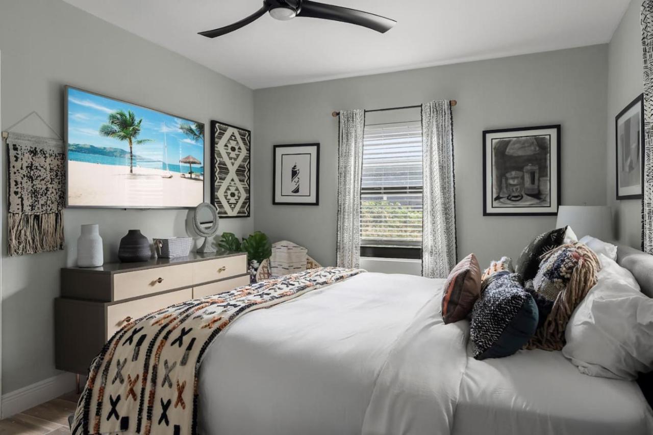 Wynwood beautiful Art Deco home with 4 Bedroom - 2