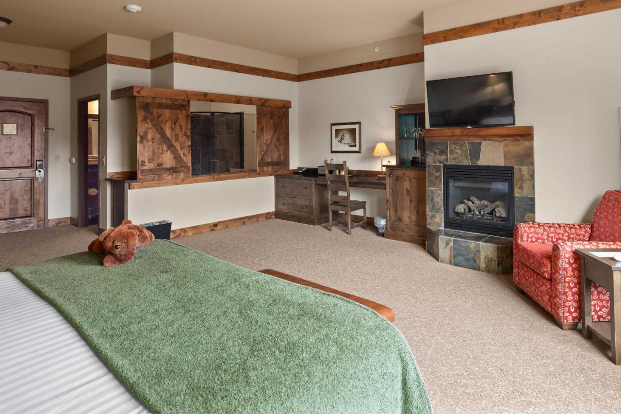 Wood's Lodge — photo 10