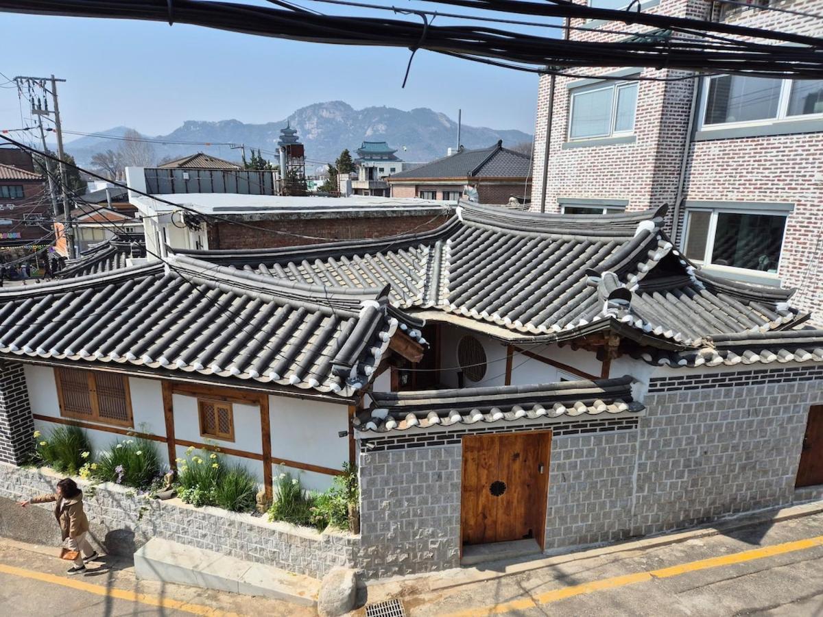 HWAYEONJAE, Private Hanok Luxury Live Tradition in Bukchon - 5