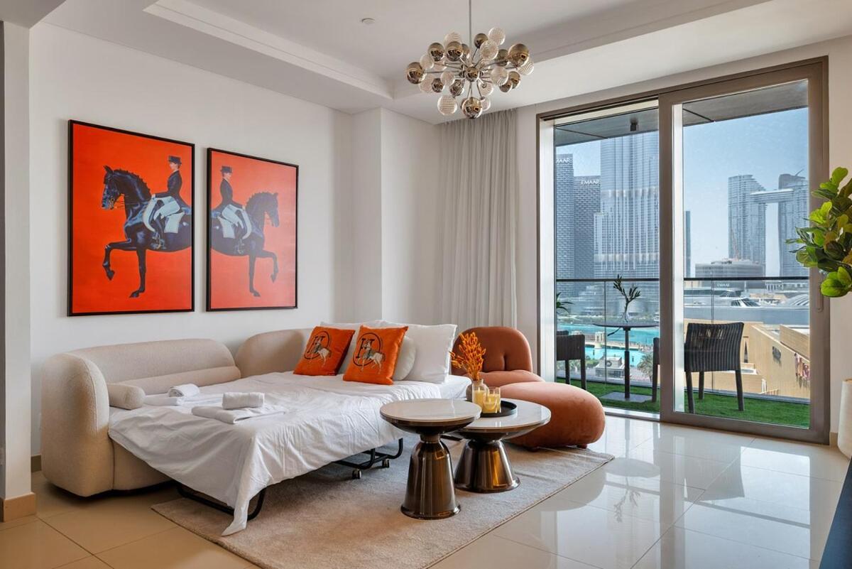 Trendy 1BR Dubai Dream with full BurjViews Above Dubai Mall - 2