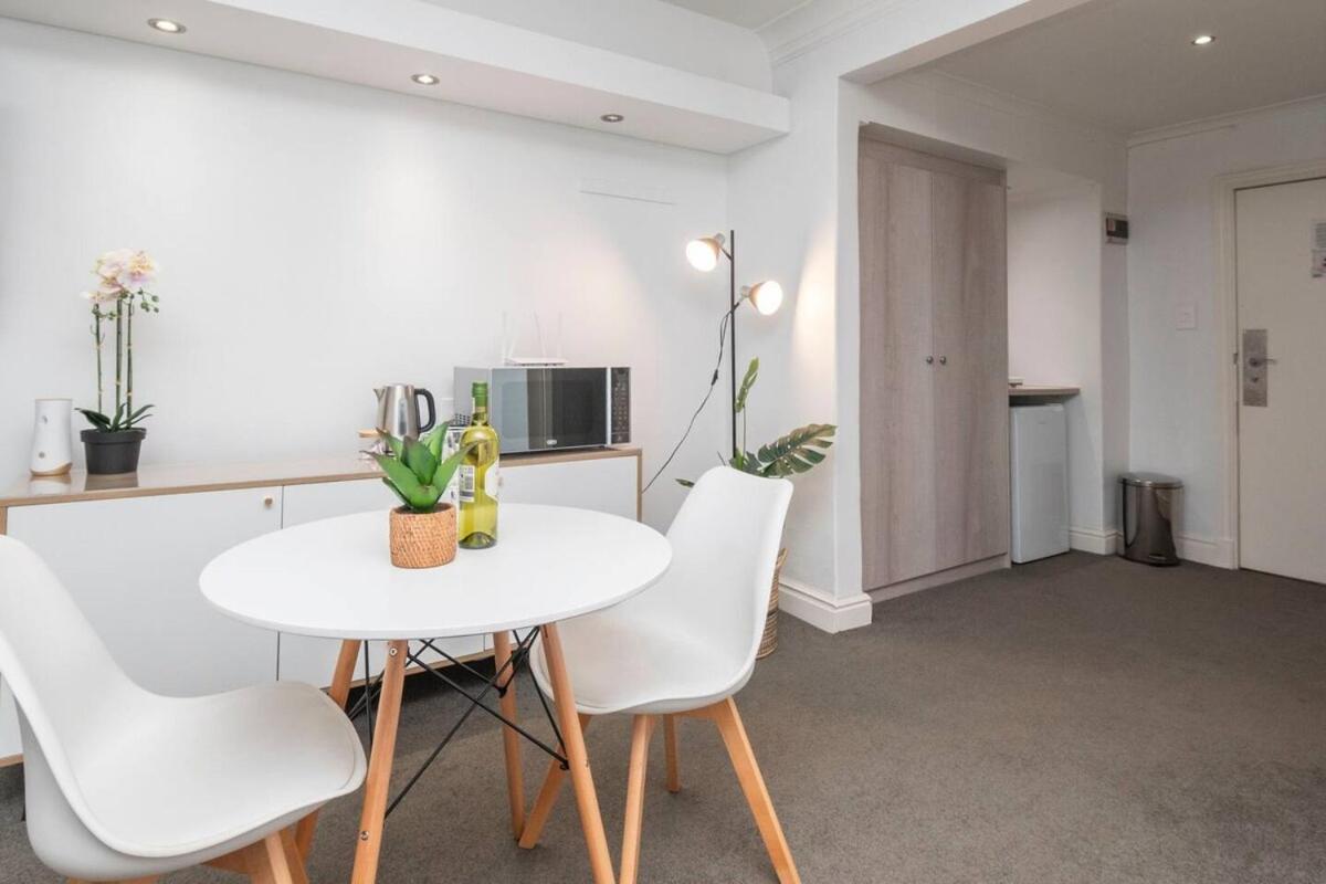 Cape Town City Pad - 4