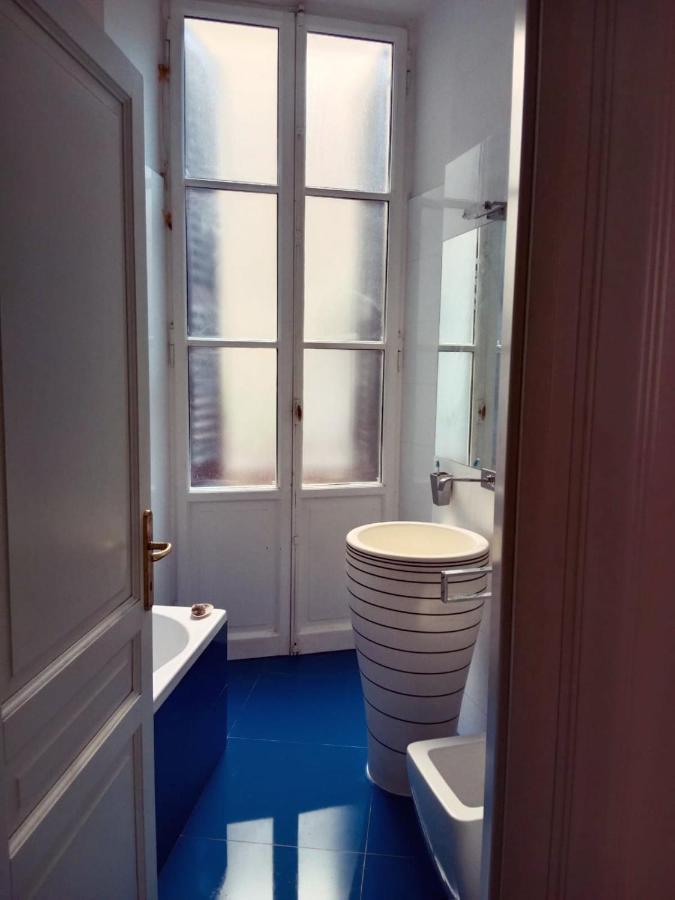 Private room by an Italian family - A unique experience close to Colosseum, the Roman Forum and Basilica Saint Mary Major - 3