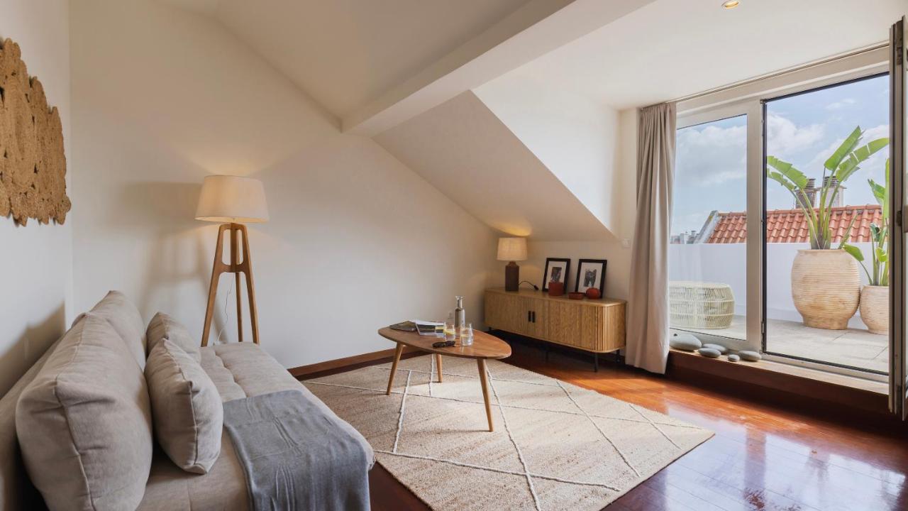 Authentic Lisbon Living with a View by LovelyStay - 4