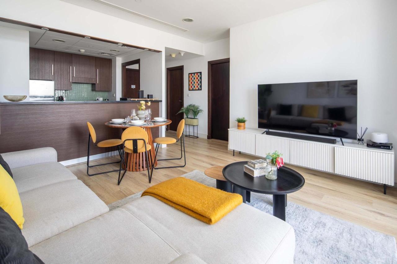 Frank Porter - Burj Daman - 2