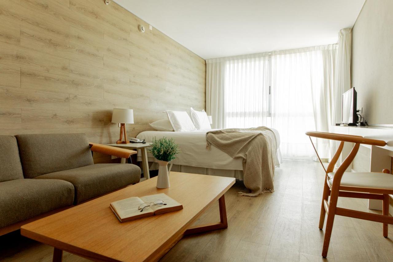 Smart Hotel Montevideo — quarto