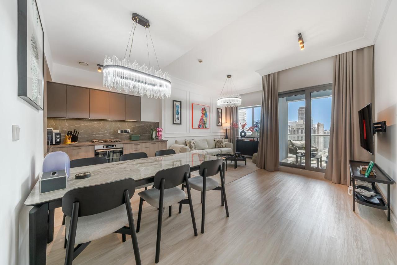 Sky-High 1BR with Breathtaking Burj Khalifa View - 5