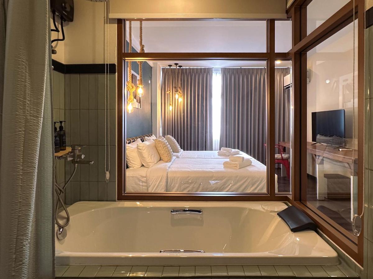 Belivin'98 Sense of Pier Sathorn Residence - 2