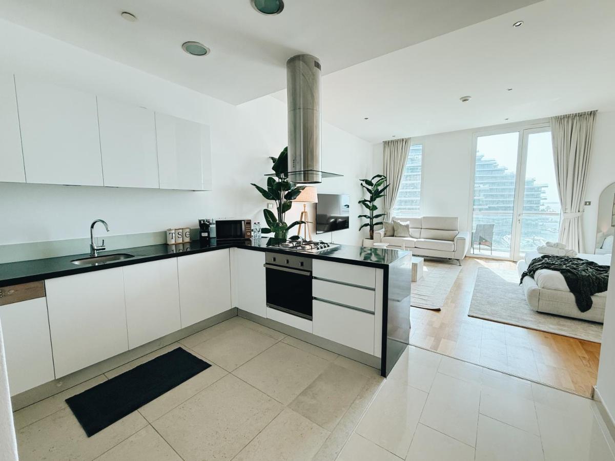 Studio In Al Bandar Hosted By Voyage - 5