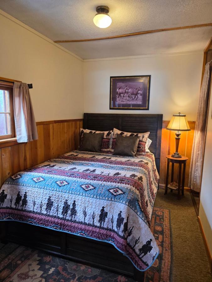 Bear Creek Ranch Bed & Breakfast, Essex — photo 24