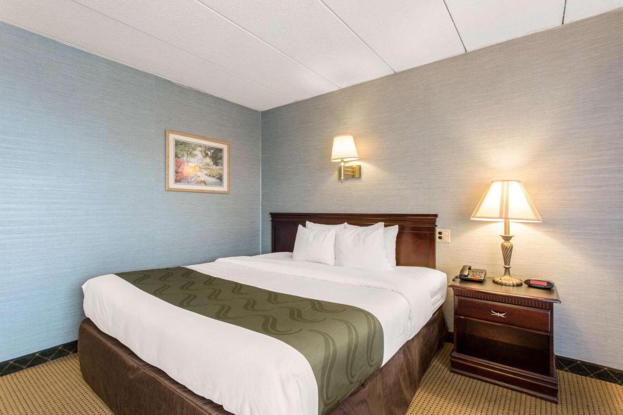 Express Inn — photo 22
