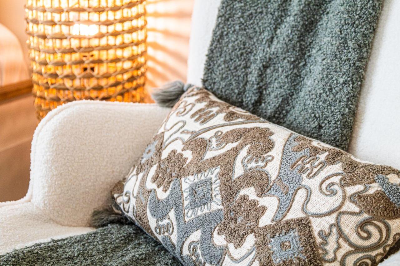 Voyage Waters Edge Studio With Canal Views