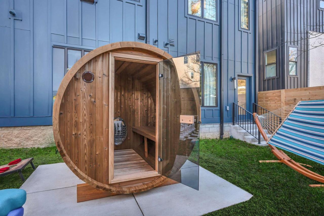Rooftop Hot Tub Game Room Barrel Sauna Nashville - 4