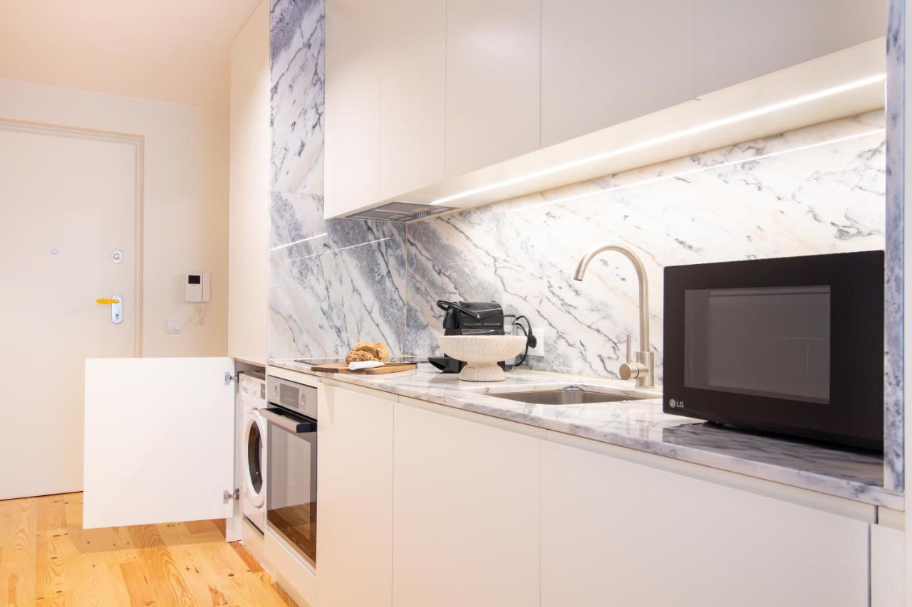 Luxurious Studio Retreat in Porto by LovelyStay - 3