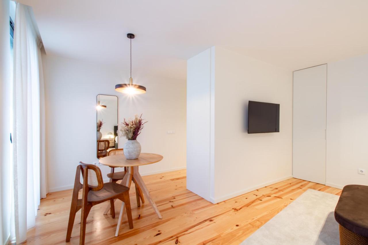 Luxurious Studio Retreat in Porto by LovelyStay - 5