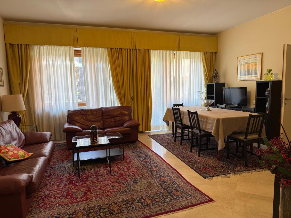 St Peter Rooms with Private Parking by Dama - 5