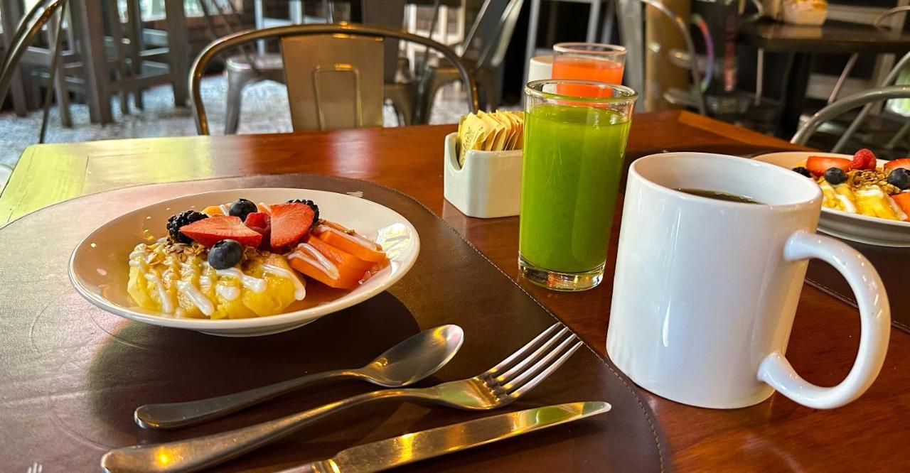 Cadillac Hotel Boutique - 3