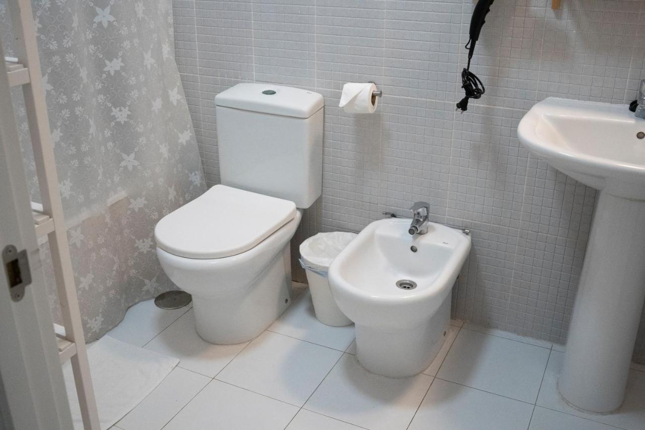 Estupendo estudio al lado de plaza la Merced - 2