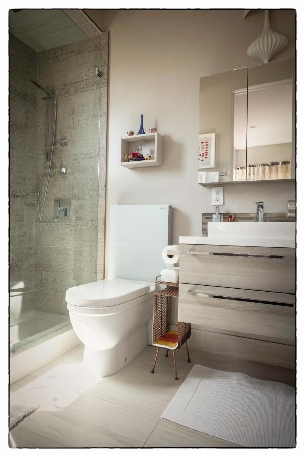 Luxury Living in West Hollywood Modern 3BR Home w Pool & Hot tub - 3